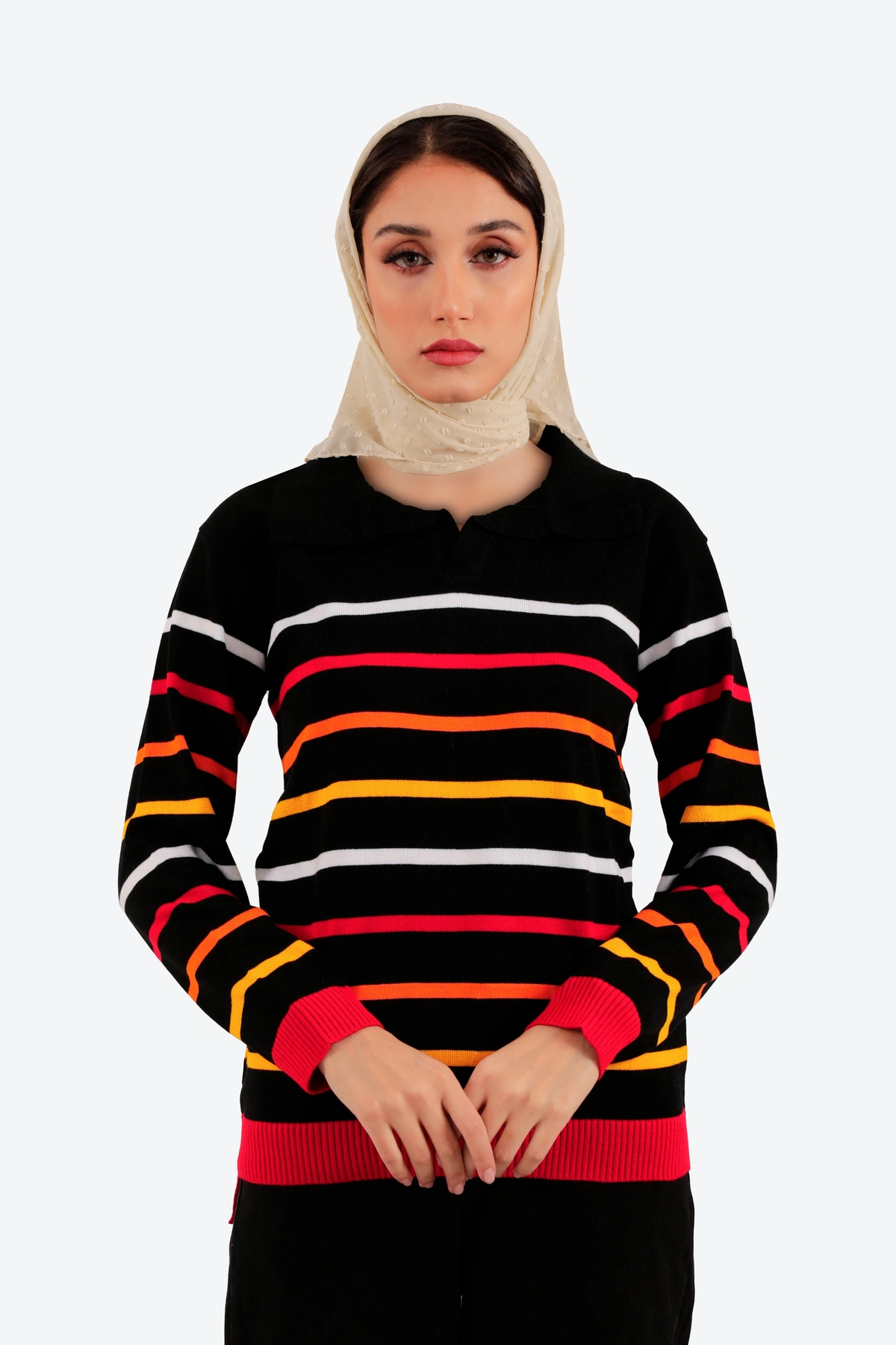 خرید بلوز بافت زنانه گرم و کشی یقه دار. 