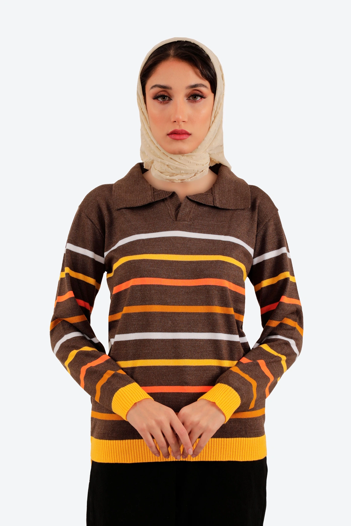 خرید بلوز بافت زنانه گرم و کشی یقه دار. 