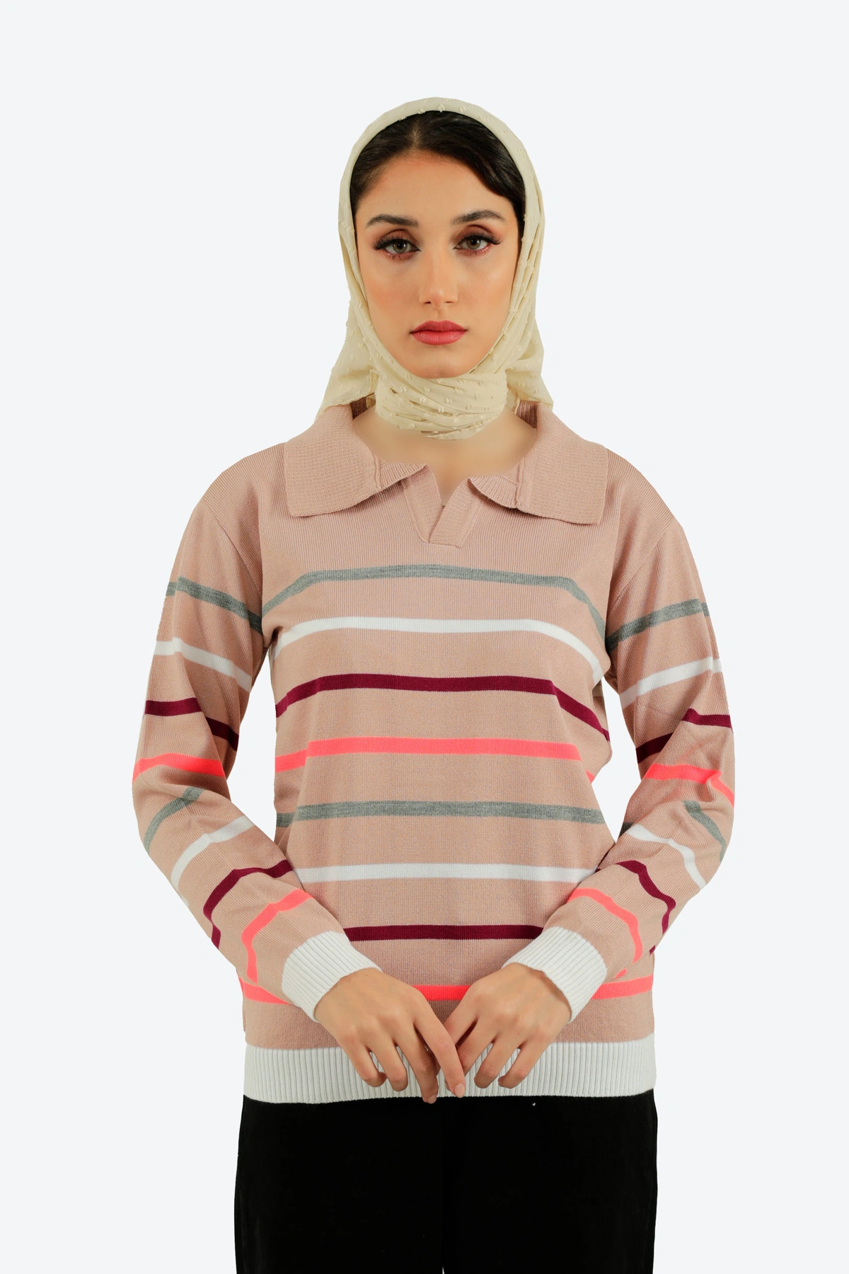 خرید بلوز بافت زنانه گرم و کشی یقه دار. 