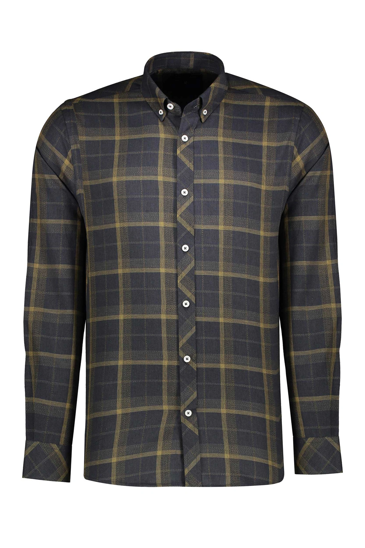 پیراهن رگولار مردانه از برند پاتن جامه ، پیراهن طرح چهارخانه یقه برگردان دکمه دار. 