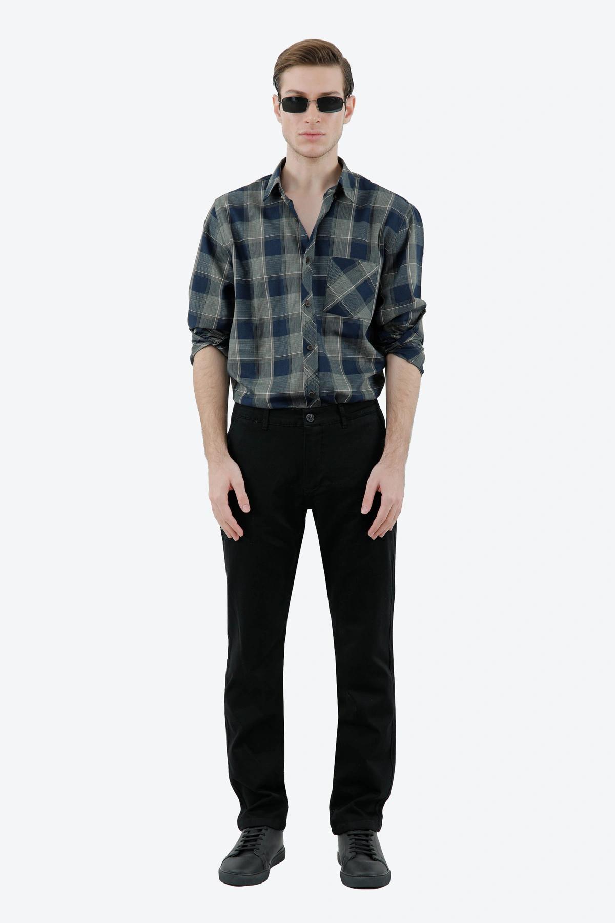 پیراهن آستین بلند مردانه طرح چهارخانه یقه برگردان از برند پاتن جامه خرید آسان و ارسال رایگان. 