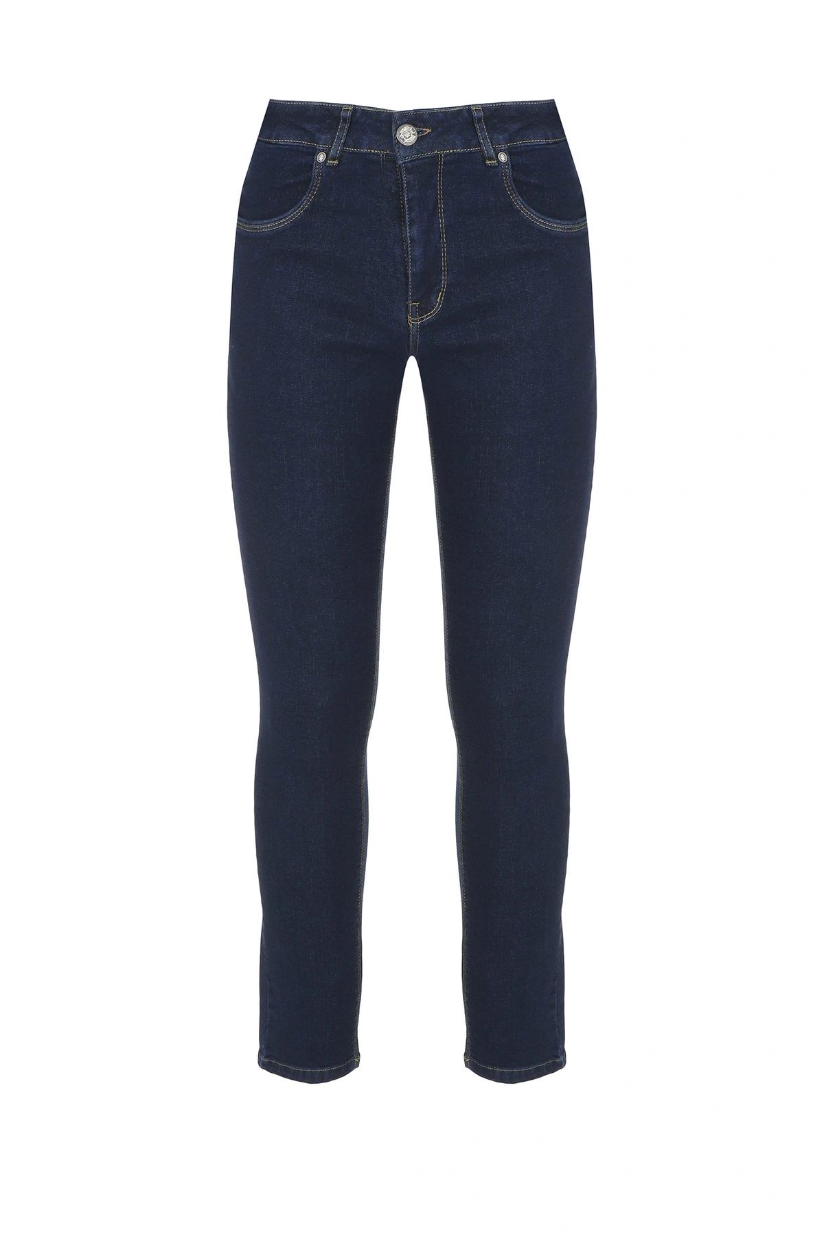 شلوار جین مردانه تولید پاتن جامه می باشد - فاق : متوسط - استایل : راسته - جنس : 97درصد جین (پنبه) 3 