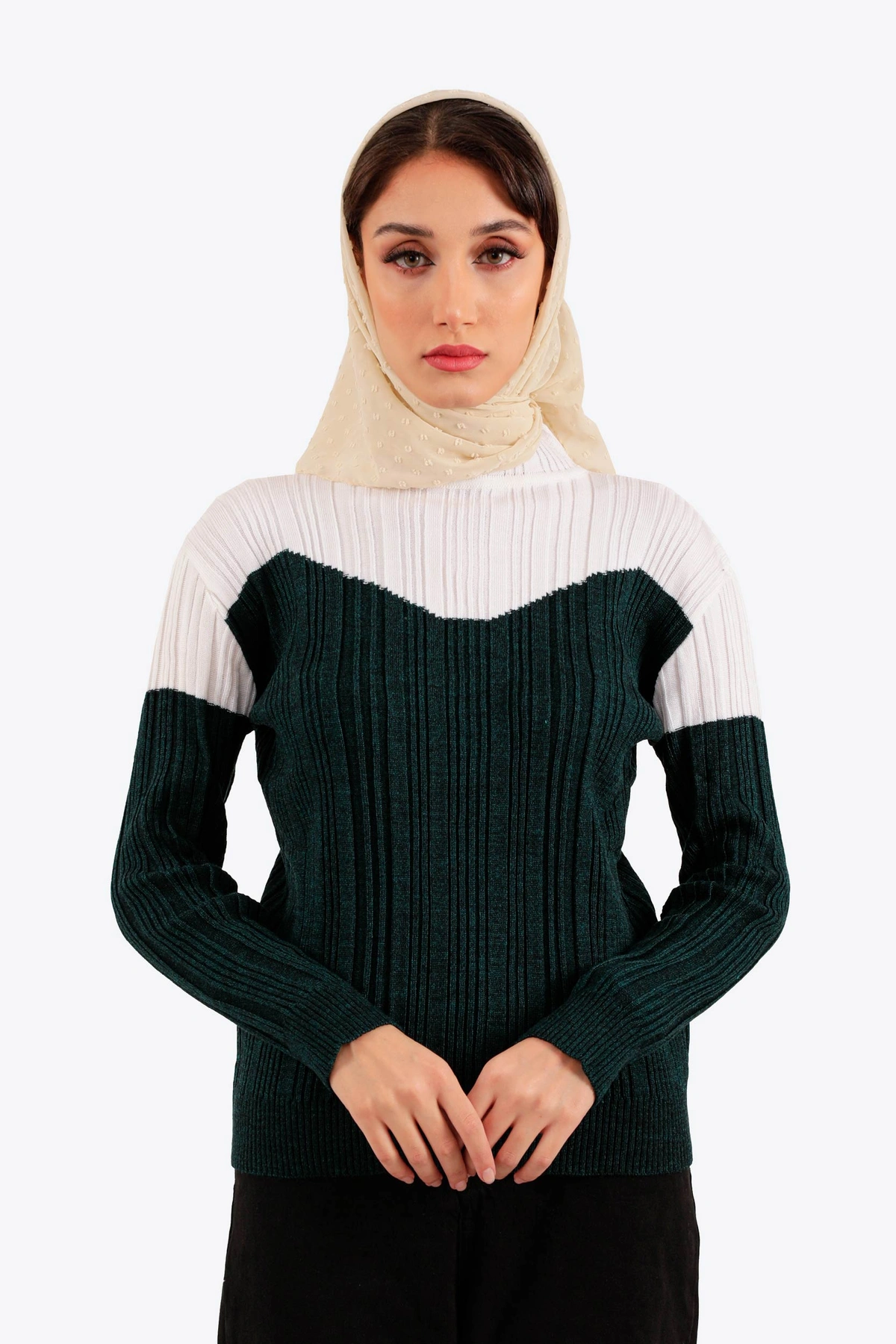 خرید بلور بافت زنانه بسیار گرم فری سایز از برند پاتن جامه ارسال رایگان.