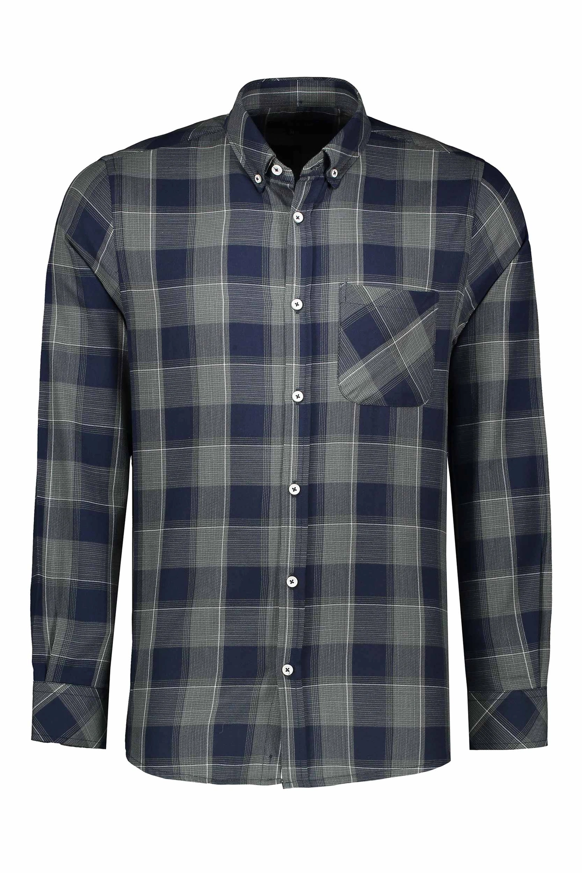 پیراهن رگولار مردانه از برند پاتن جامه ، پیراهن طرح چهارخانه یقه برگردان دکمه دار. 