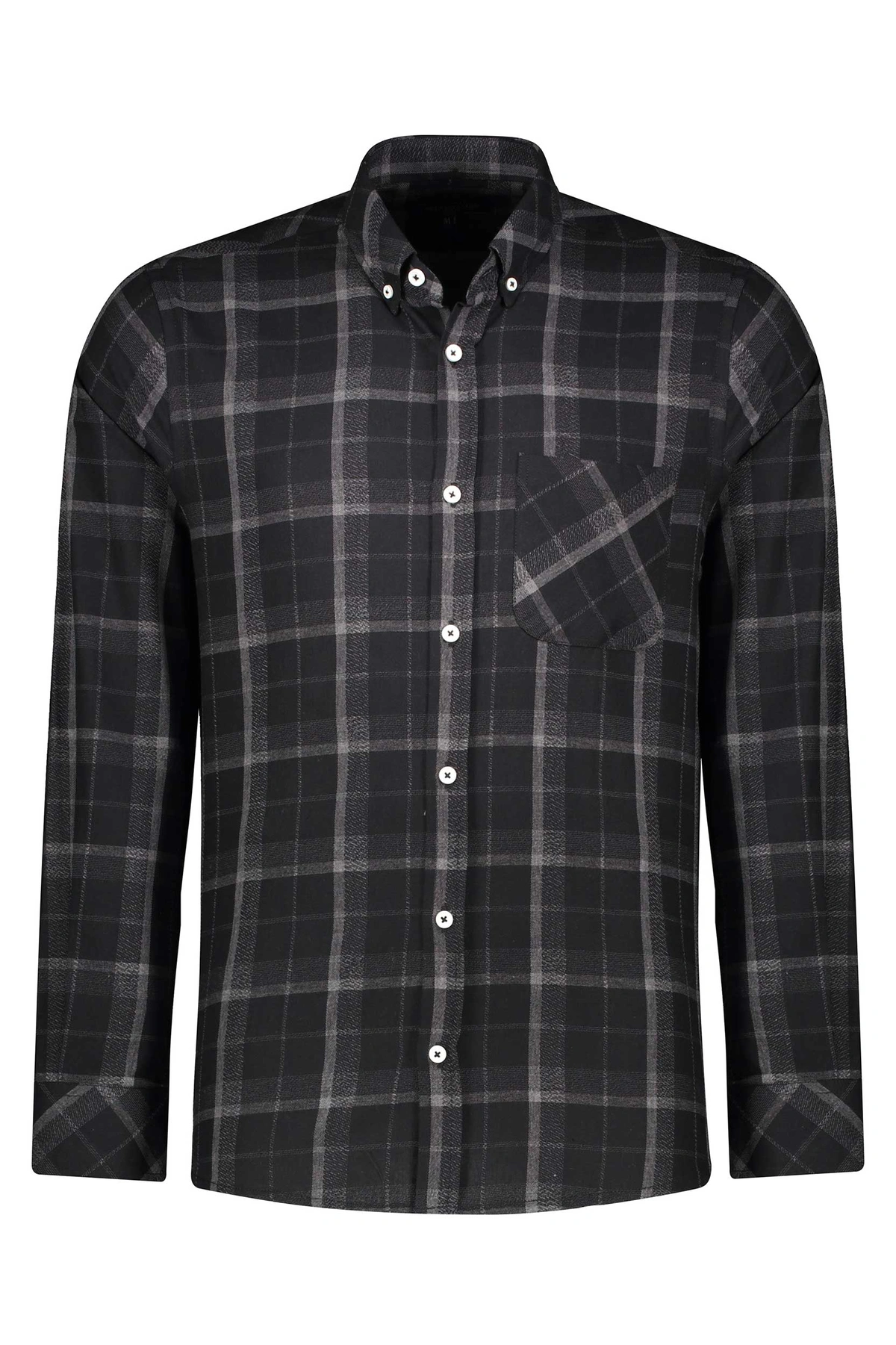 پیراهن رگولار مردانه از برند پاتن جامه ، پیراهن طرح چهارخانه یقه برگردان دکمه دار. 