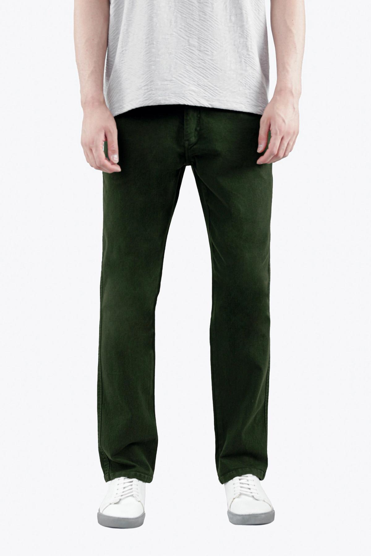 شلوار کتان مردانه رنگ سبز تیره تولید شده توسط برند پاتن جامه خرید آسان و ارسال رایگان.