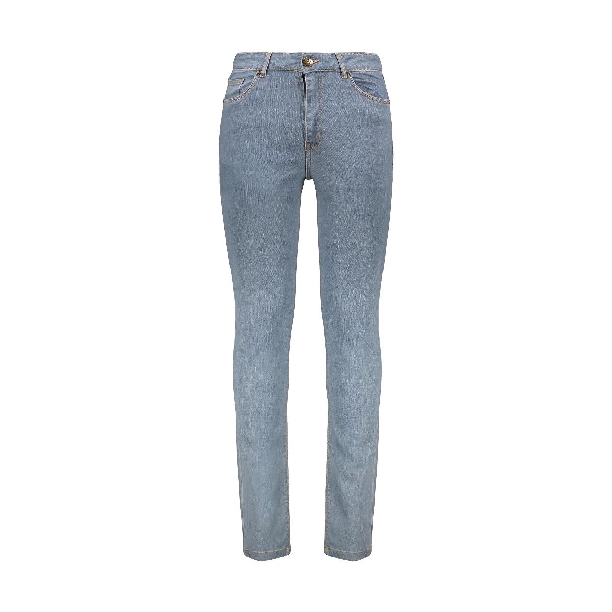 شلوار جین مردانه مدل راسته تولید پاتن جامه می باشد. پارچه 97 درصد پنبه و 3 درصد لاکرا (کش) می باشد. 