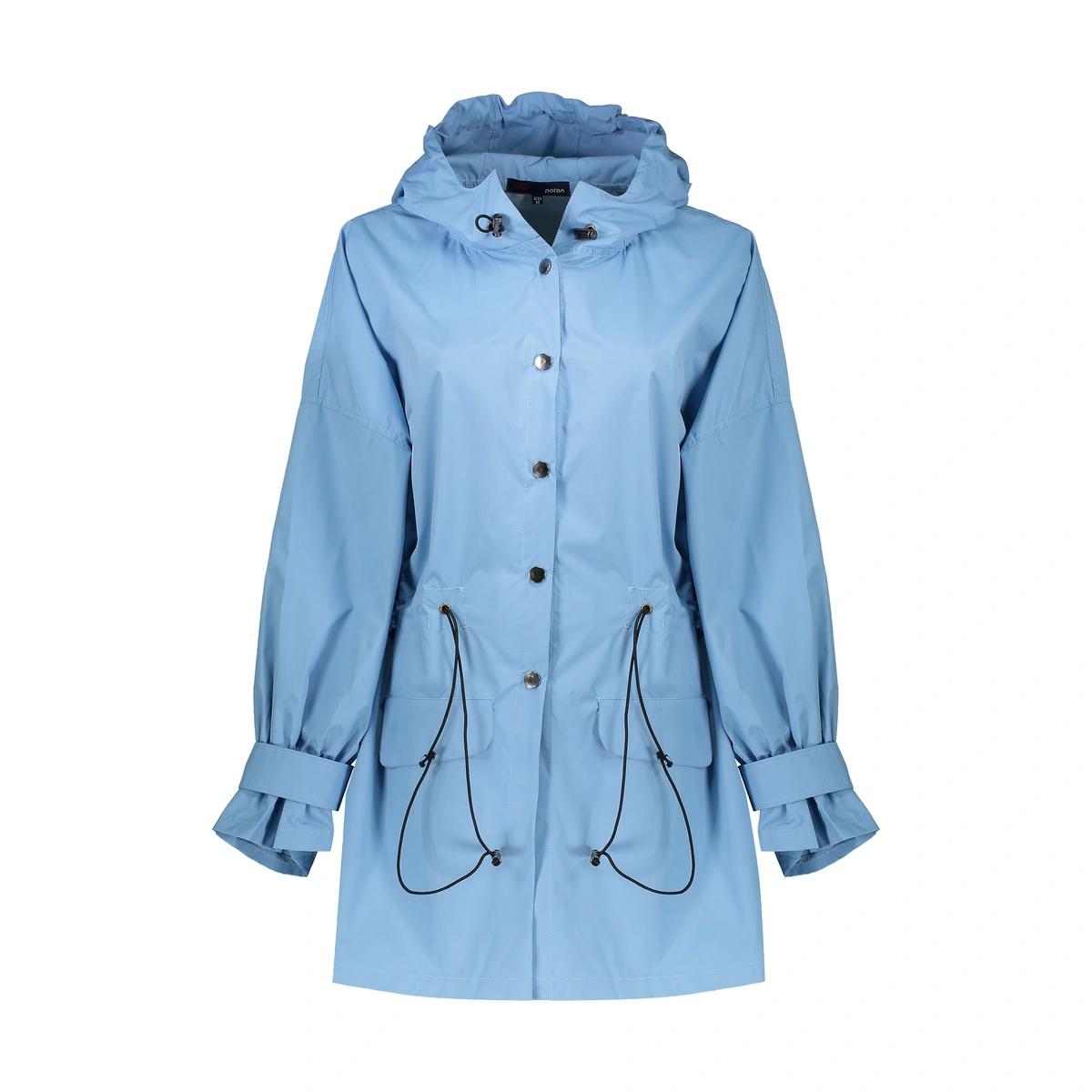 خرید بارانی زنانه آبی تولید پاتن جامه می باشد. بارانی از جنس شمعی صد در صد پلی استر ضد آب می باشد. ب
