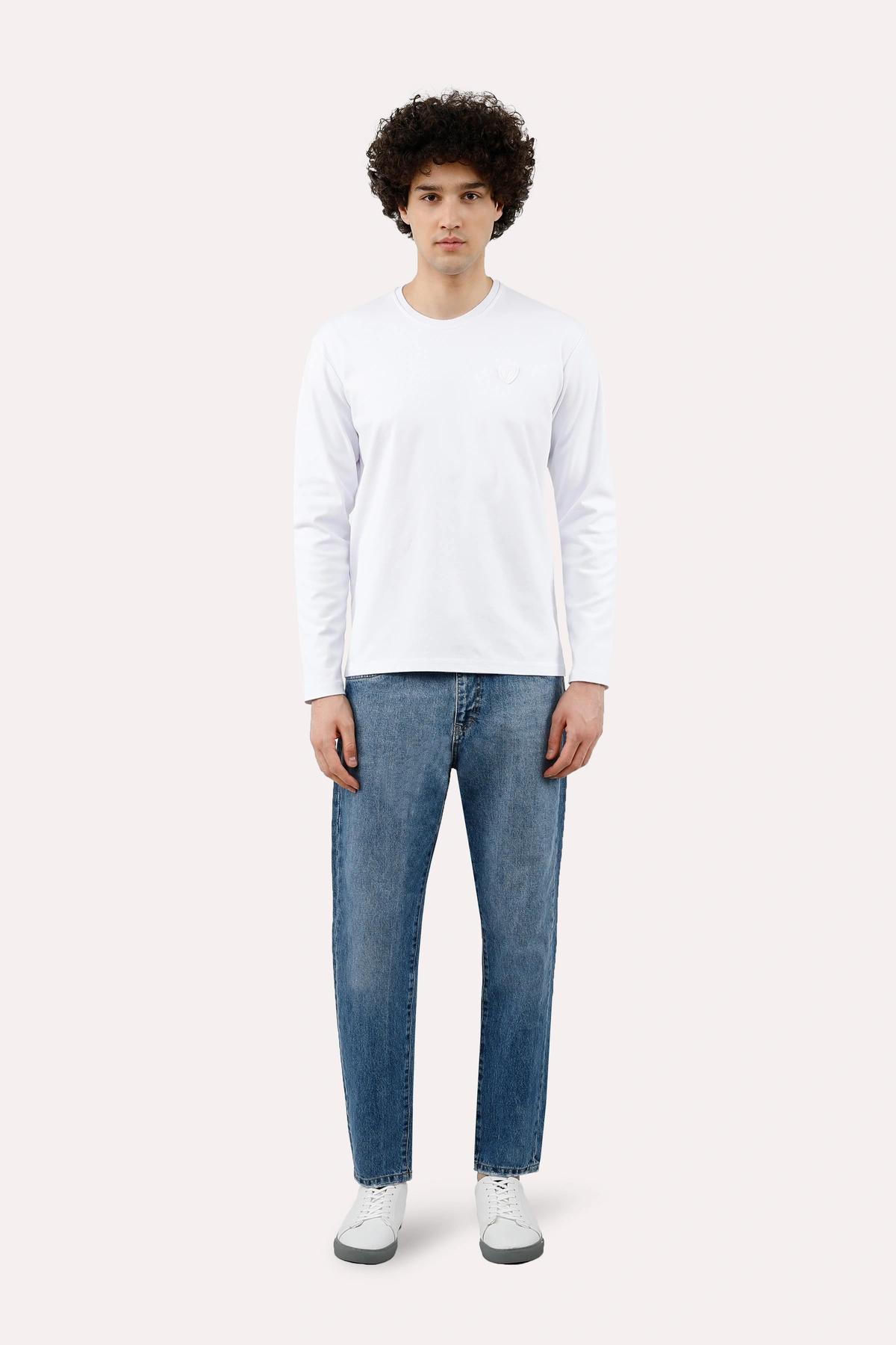 خرید تیشرت آستین بلند مردانه استایل نسبتاً جذب  رنگ سفید تولید پاتن جامه می باشد. جنس تیشرت صد در صد