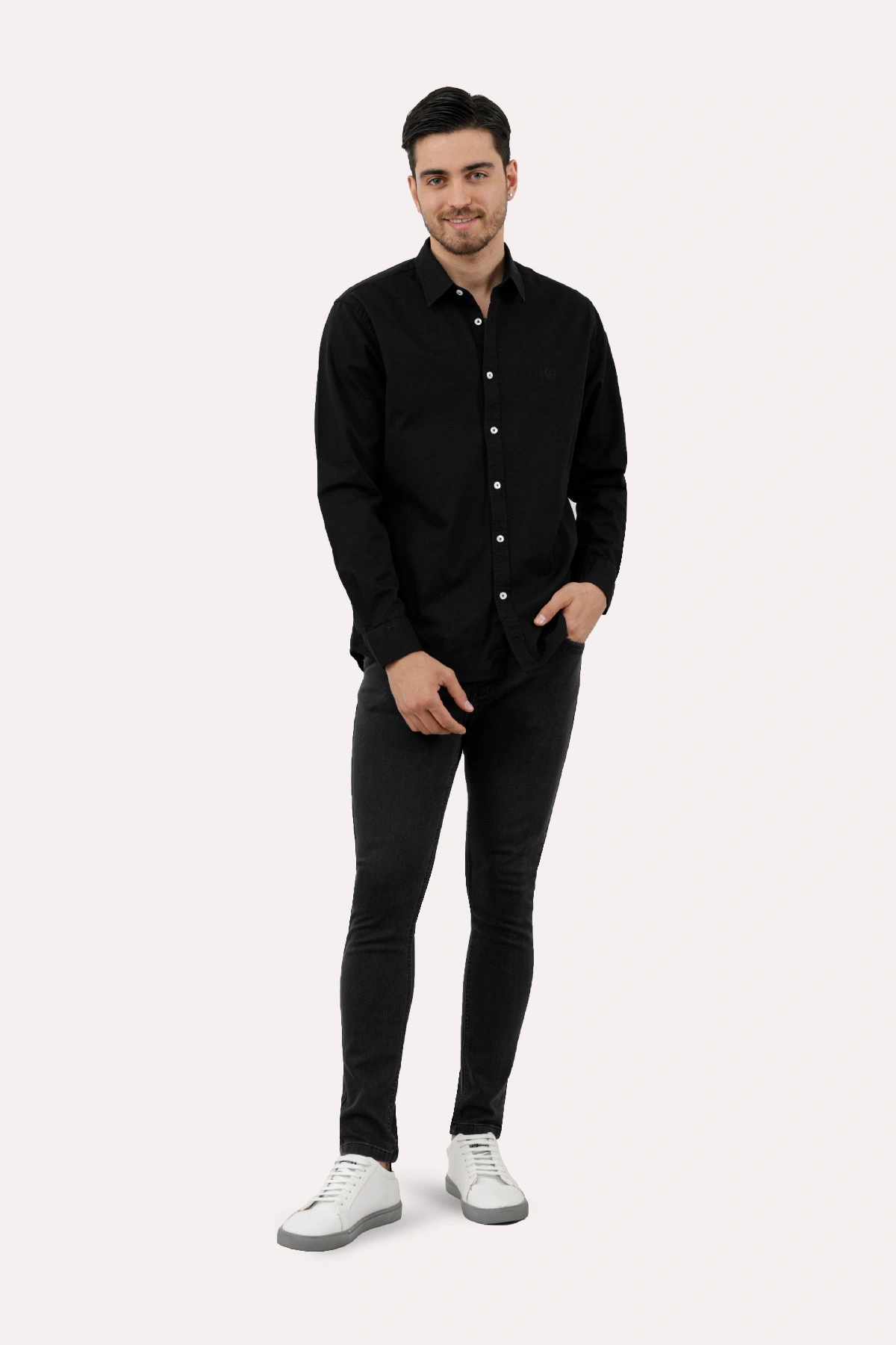 خرید پیراهن کتان مردانه پاتن جامه . قیمت پیراهن آستین بلند از فروشگاه اینترنتی پاتن جامه. 