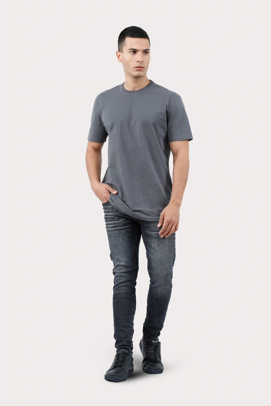 خرید تیشرت آستین کوتاه مردانه. تیشرت ساده پاتن جامه. قیمت تی شرت معمولی