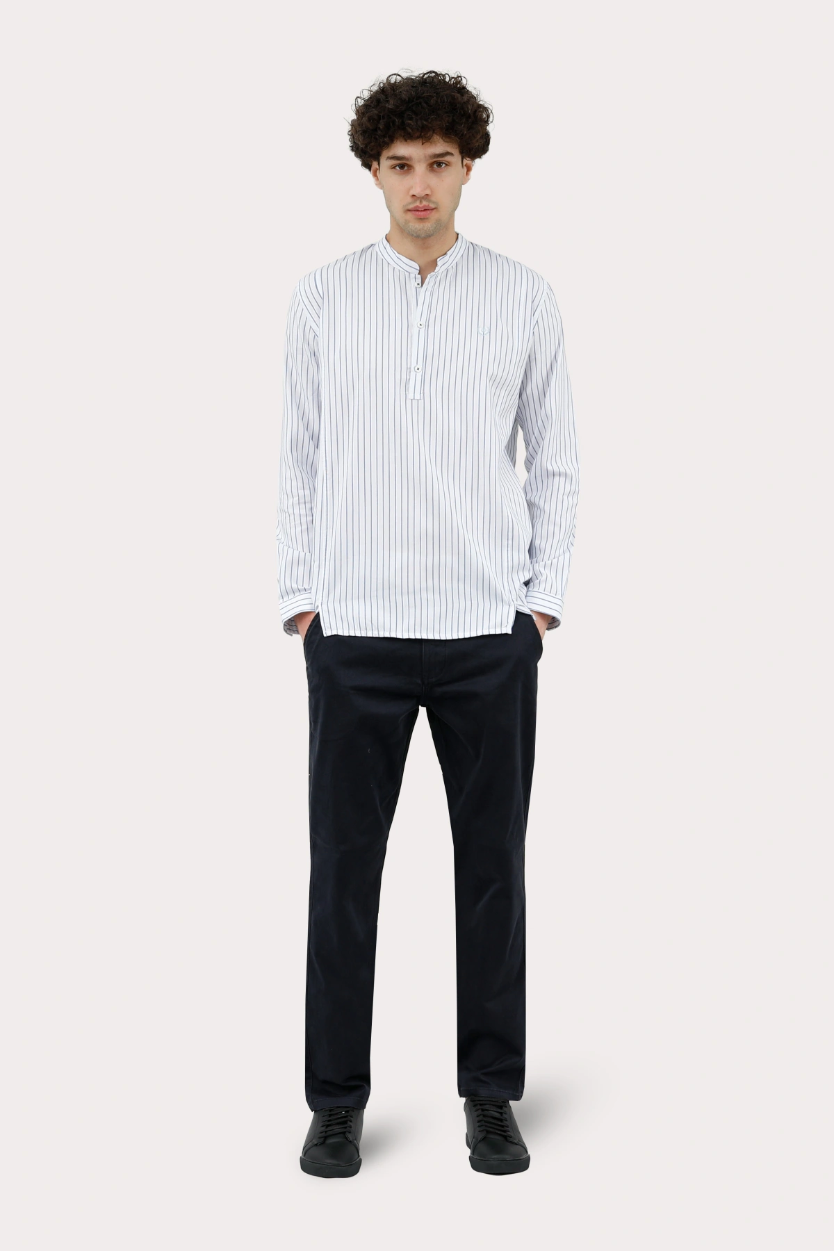 خرید پیراهن آستین بلند مردانه پاتن جامه. قیمت پیراهن پاتن جامه.