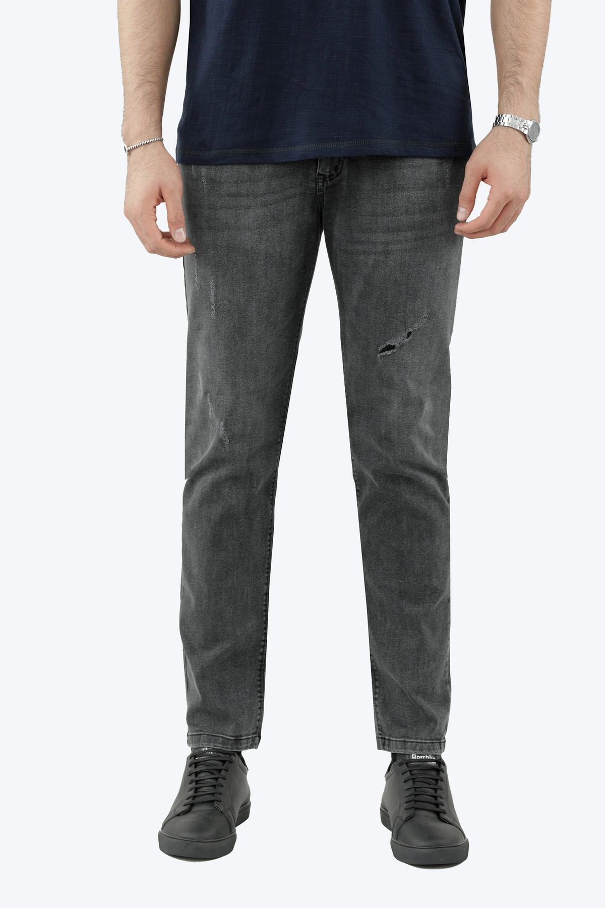 شلوار جین مردانه مدل راسته نیمه جذب رنگ مشکی زاپدار از برند پاتن جامه خرید آسان با ارسال رایگان. 