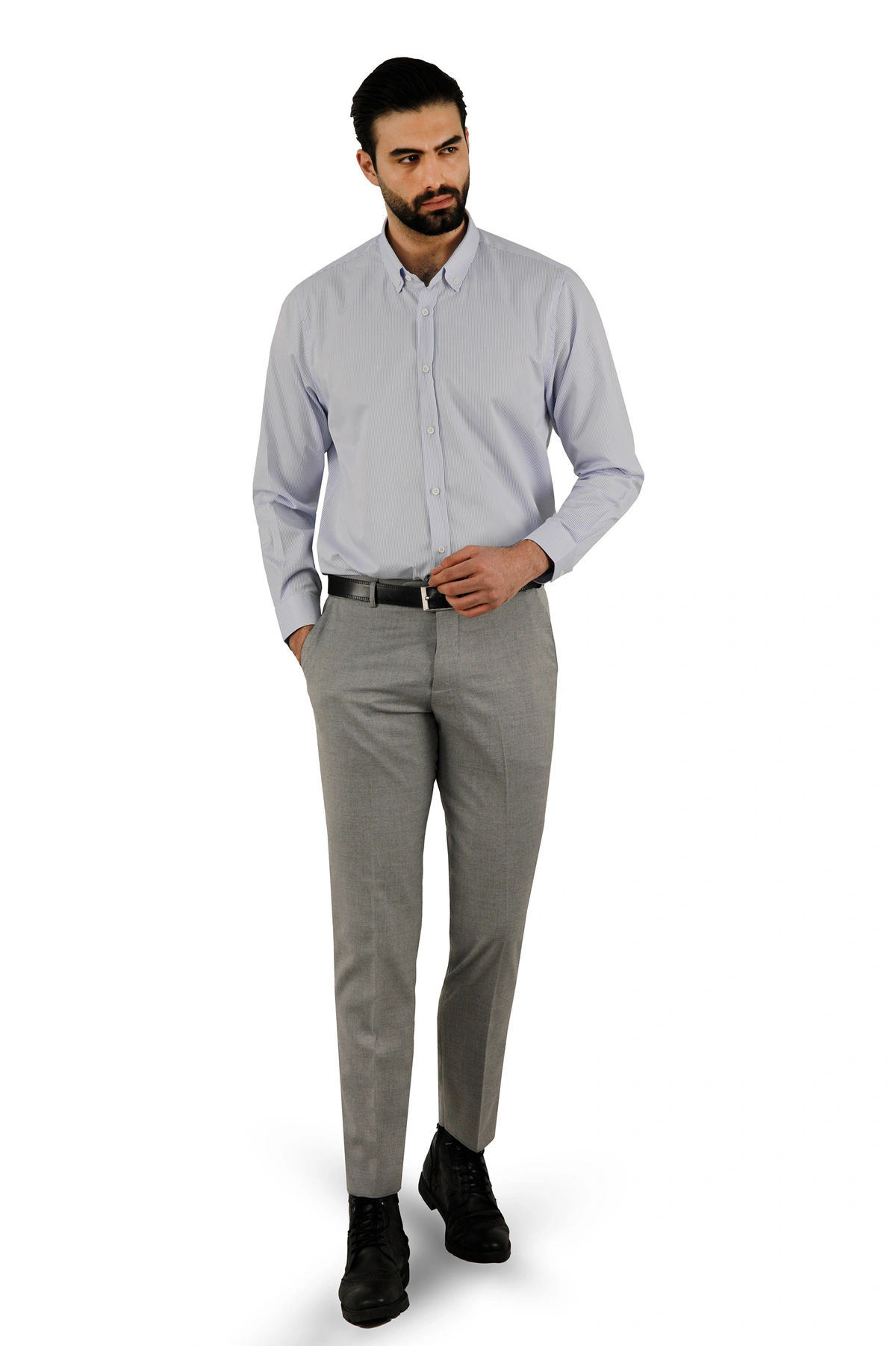 پیراهن آستین بلند راه راه مردانه ، رنگ سفید راه راه آبی روشن ، خرید آنلاین و ارسال رایگان.