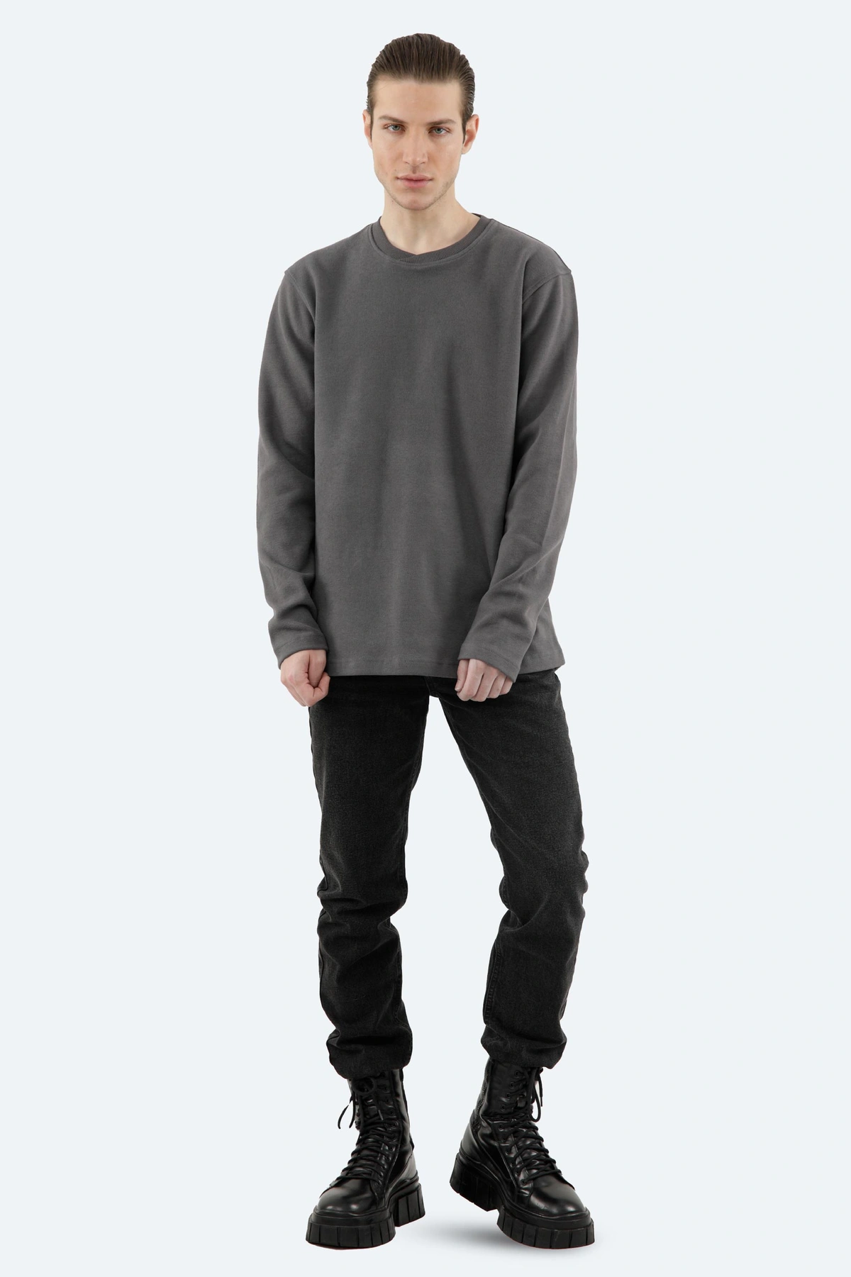 تیشرت آستین سلانیک مردانه ، رنگ طوسی یقه کشبافت آستین بلند قواره دار معمولی خرید آنلاین ارسال رایگا