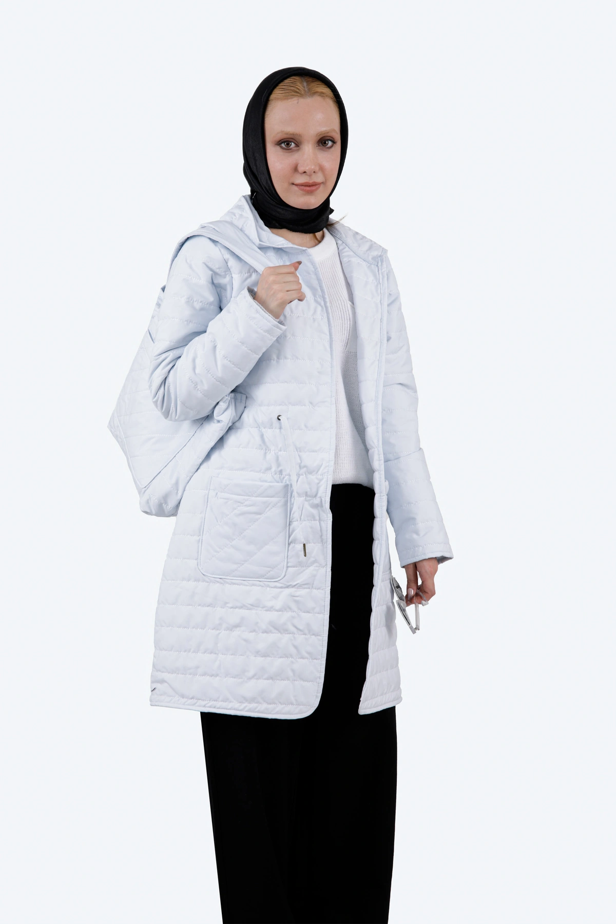 پافر شمعی همراه با کیف همرنگ ، ژیله کلاهدار بدون آستین زنانه ، ارسال رایگان و سریع. 