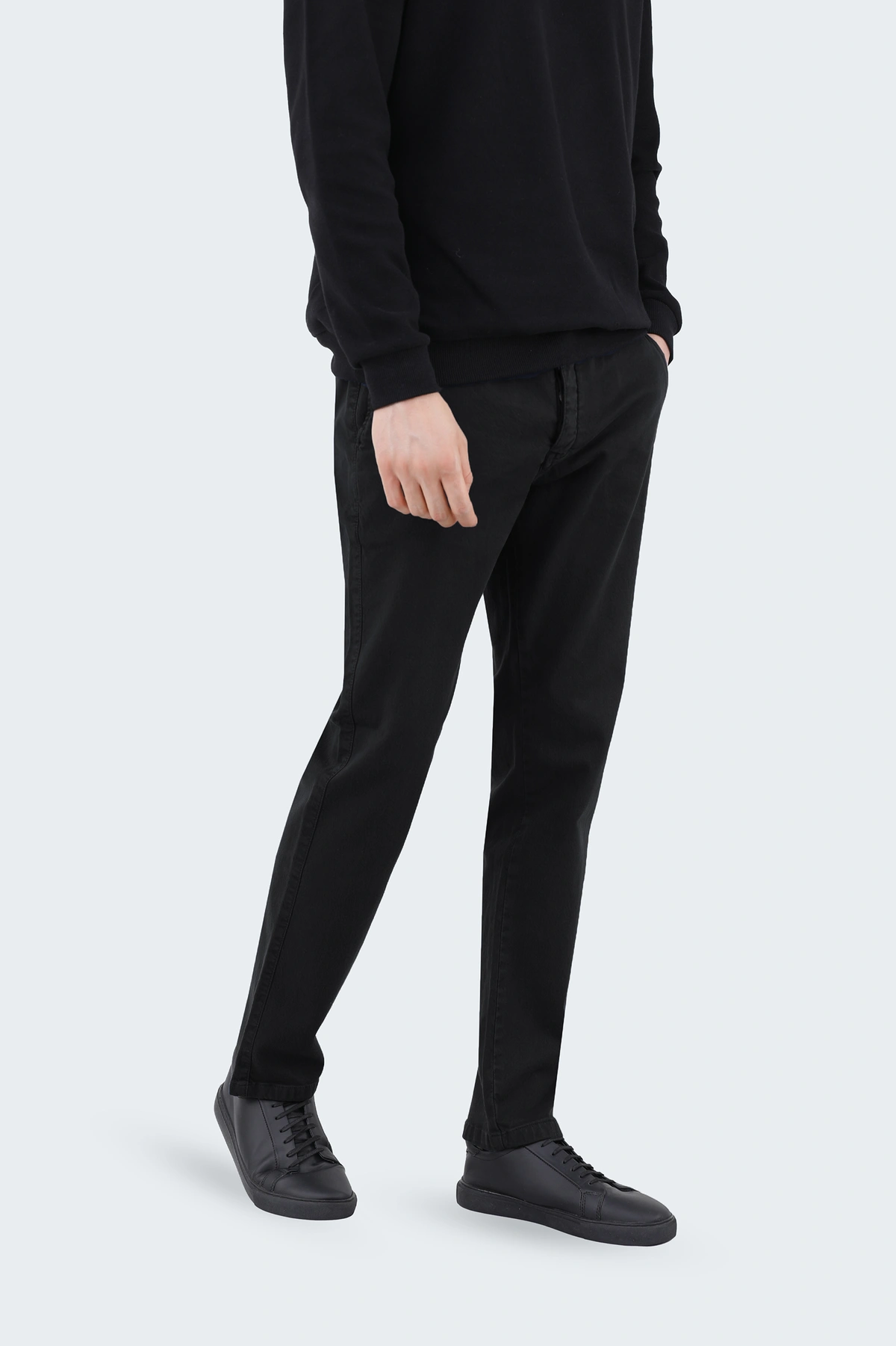 شلوار کتان مردانه مدل راسته ، رنگ مشکی با فاق متوسط ، خرید آنلاین ارسال رایگان. 