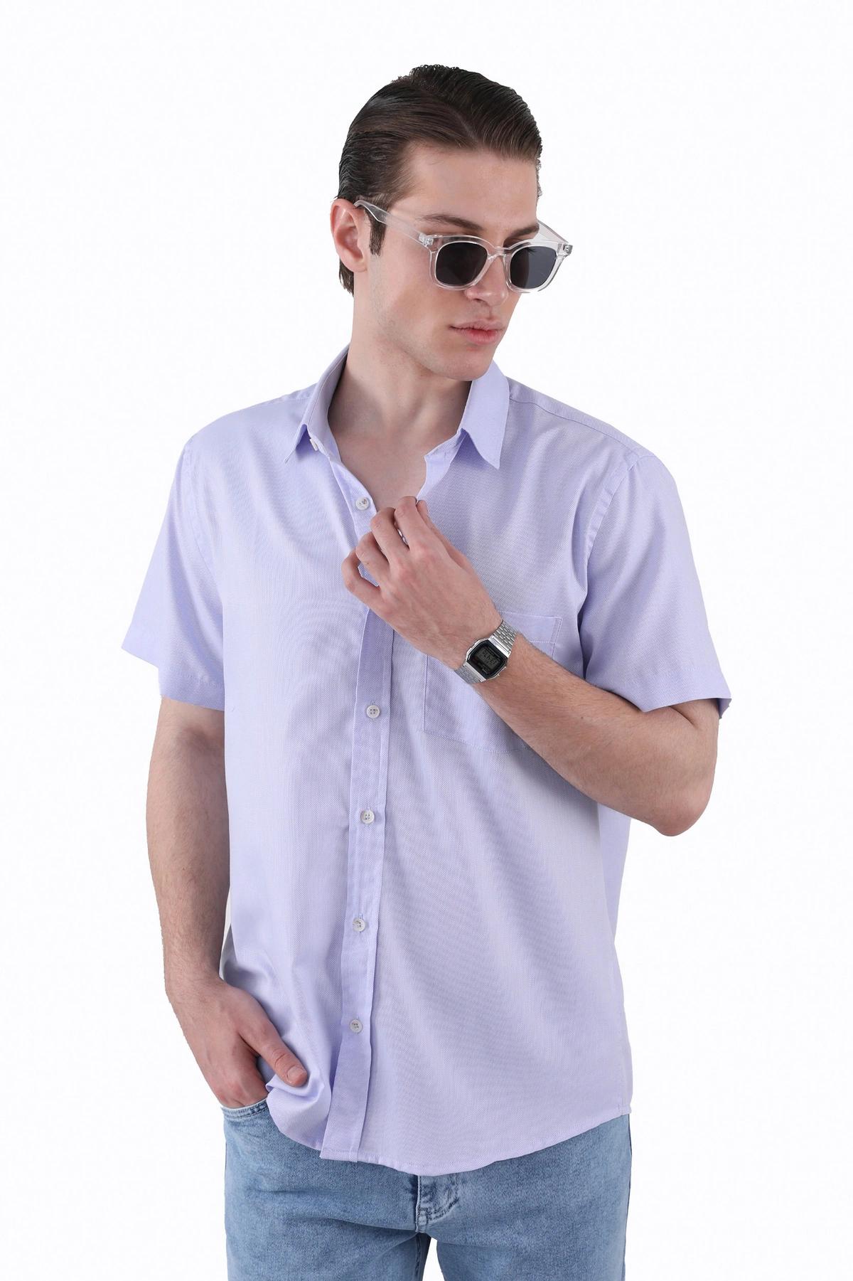 پیراهن آستین کوتاه مردانه رگولار ، بافت آکسفورد، مناسب استفاده روزمره و مهمانی اداری.