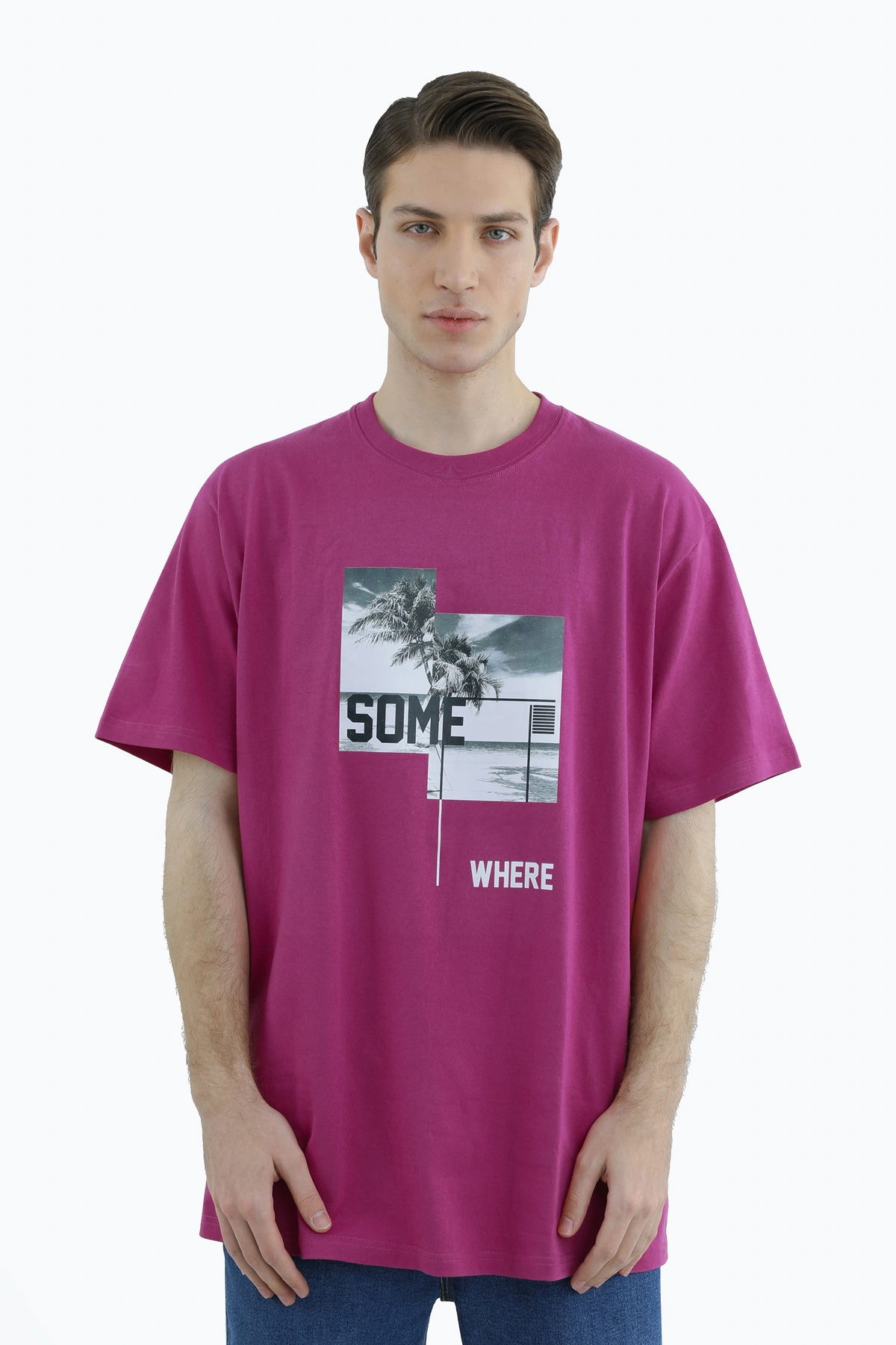 خرید تی شرت آستین کوتاه مردانه چاپدار، رنگ سرخابی  ، تیشرت بدون درز خرید و ارسال رایگان. 