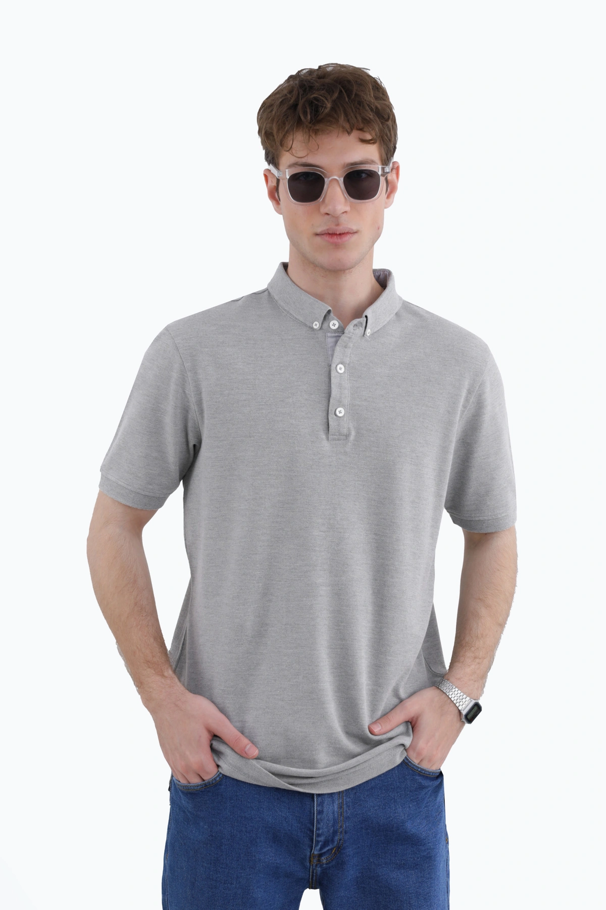 خرید جدید ترین پولوشرت آستین کوتاه مردانه رنگ طوسی روشن یقه برگردان ، ارسال سریع و رایگان.