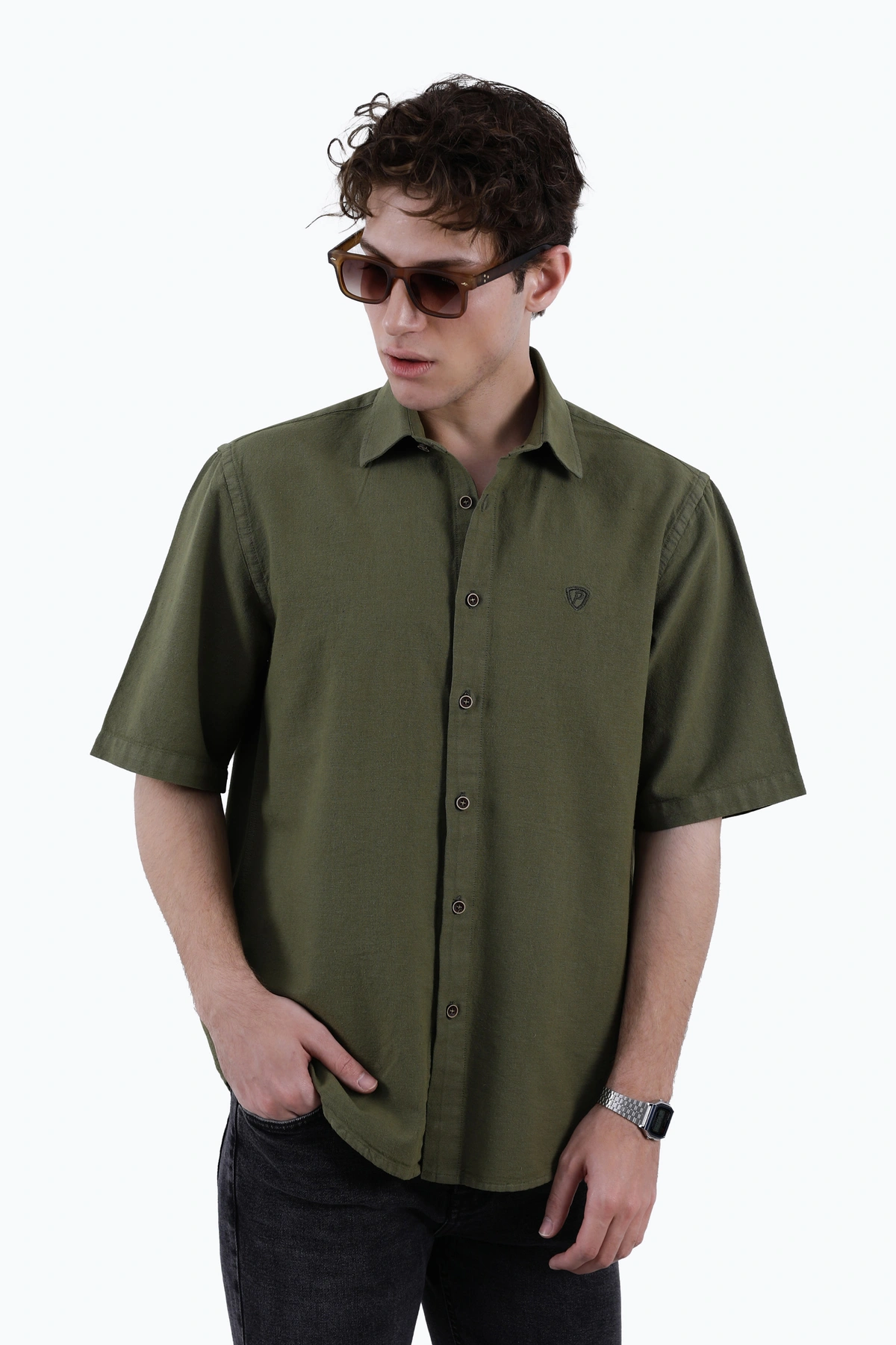 خرید پیراهن اسپرت مردانه آستین کوتاه قواره دار ، رنگ سبز تیره روشن ارسال رایگان و سریع.