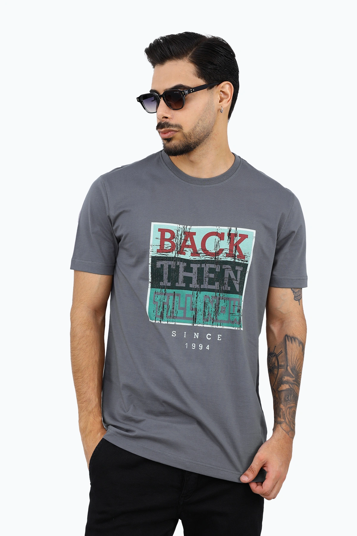  خرید تی شرت آستین کوتاه مردانه چاپدار رنگ طوسی چاپدار ، تیشرت یقه گرد خرید و ارسال رایگان. 