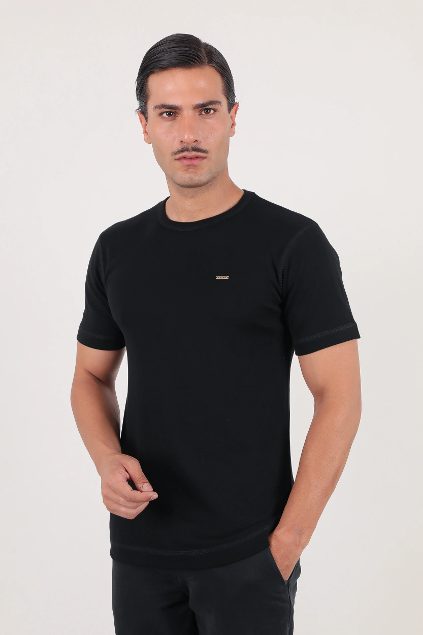 تیشرت یقه گرد آستین کوتای ساده رنگ مشکی