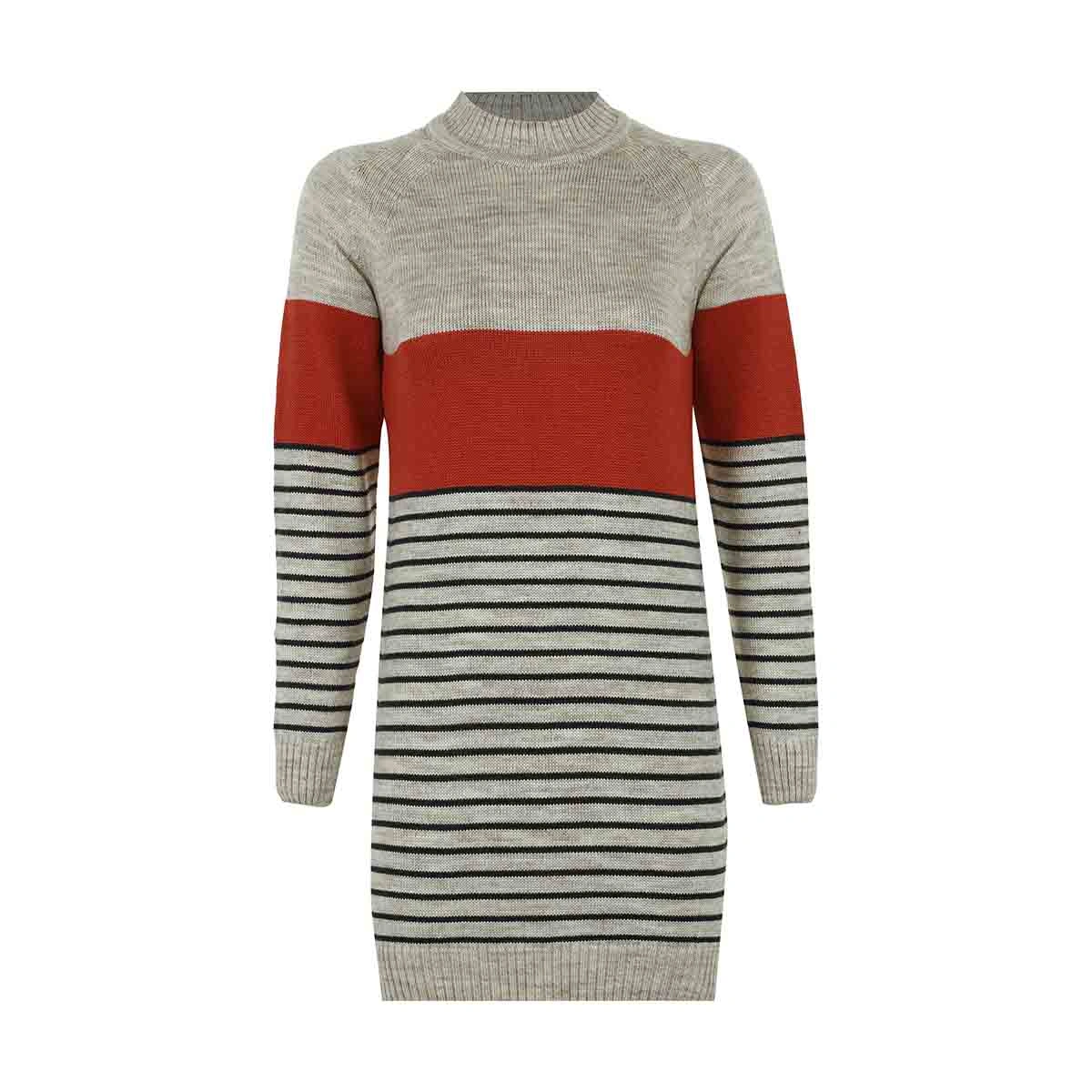 تونیک بافت زنانه تولید پاتن جامه میباشد - جنس : نخ پلی استر - قد : 75 سانتیمتر - یقه : گرد - آستین :