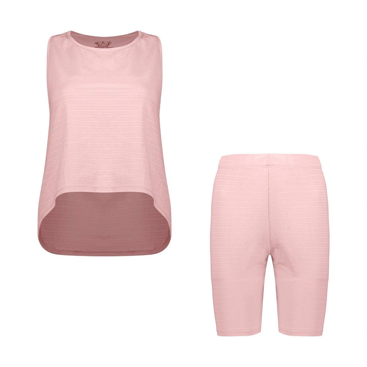 تاپ و شلوارک زنانه مدل قهرمانی تولید پاتن جامه می باشد - یقه گرد - جلوی تاپ کوتاه تر از پشت کار می ب