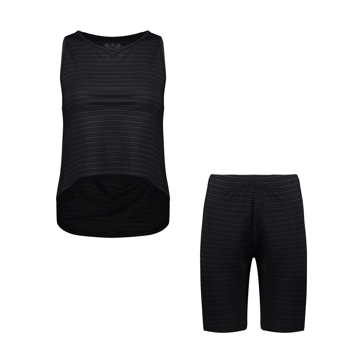 تاپ و شلوارک زنانه مدل قهرمانی تولید پاتن جامه می باشد - یقه گرد - جلوی تاپ کوتاه تر از پشت کار می ب