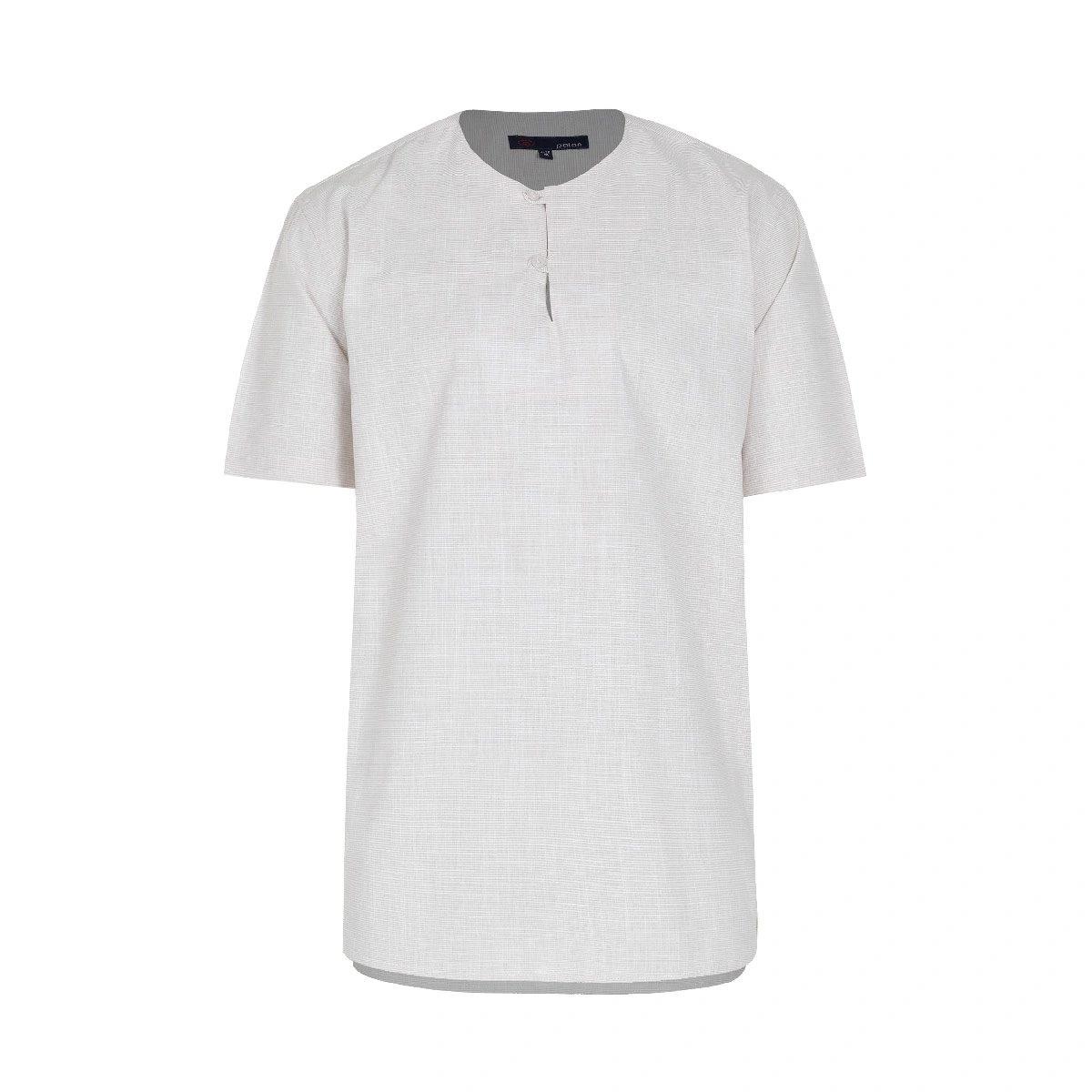 پیراهن آستین کوتاه مردانه تولید شرکت پاتن جامه می باشد. جنس پیراهن صد در صد پنبه. یقه فرنچ سه دکمه. 