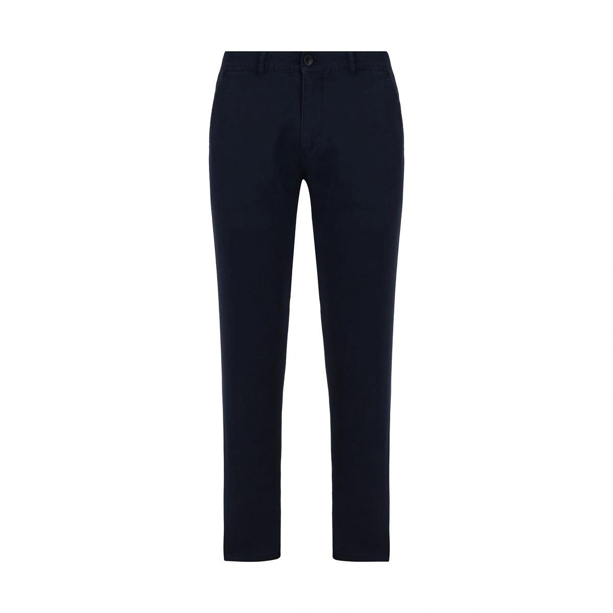 شلوار کتان مردانه تولید شرکت پاتن جامه می باشد. جنس پارچه 97 درصد پنبه / 3 درصد لاکرا. فاق متوسط می 