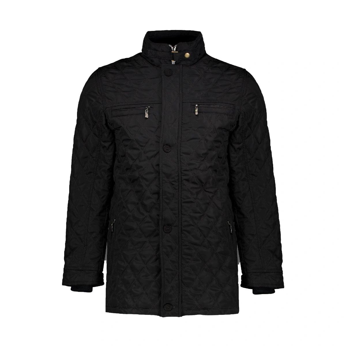 کاپشن شمعی مردانه تولید پاتن جامه می باشد. جنس کاپشن شمعی (پلی استر) داخل آستر دار می باشد. طرح لوزی