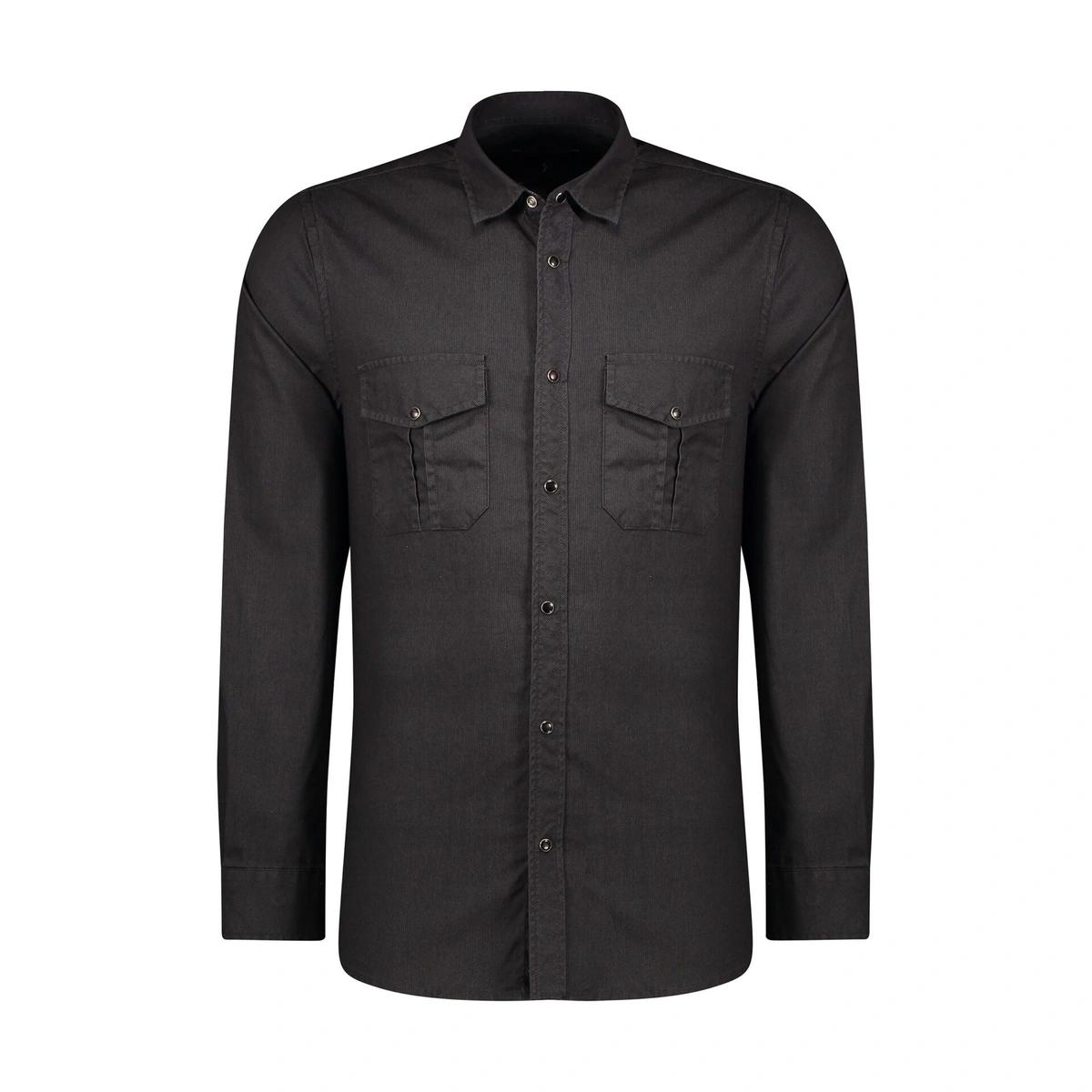 پیراهن آستین بلند مردانه رنگ طوسی تیره دو جیب در دار.  مدل رگولار پاتن جامه.