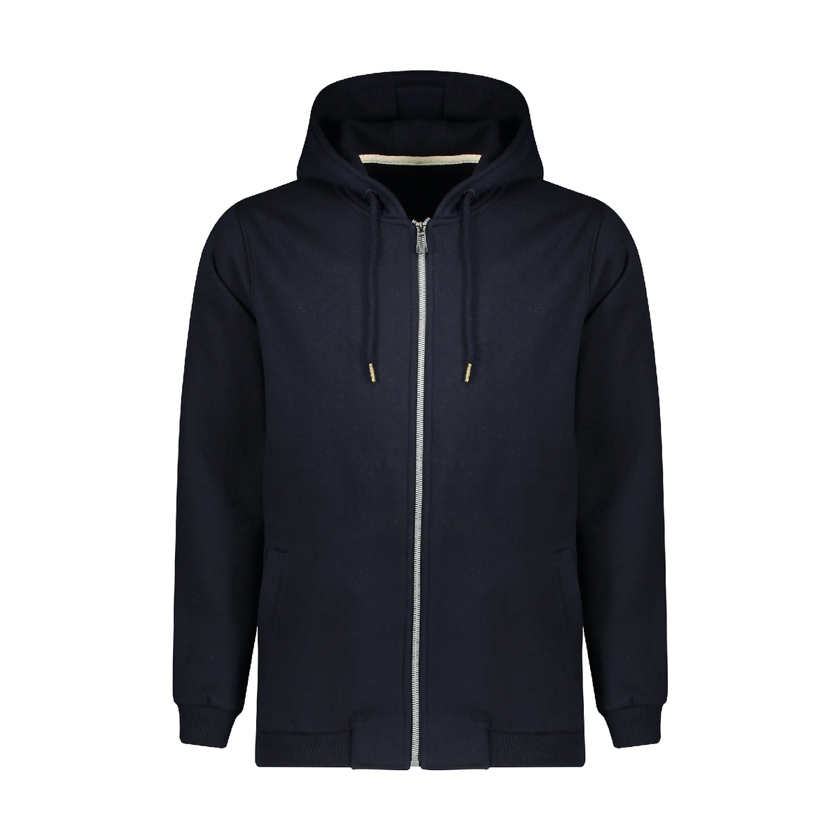 سویشرت مردانه تولید رنگ سرمه ای پاتن جامه می باشد. جنس سویشرت دورس سه نخ - صد در صد پنبه می باشد. سو