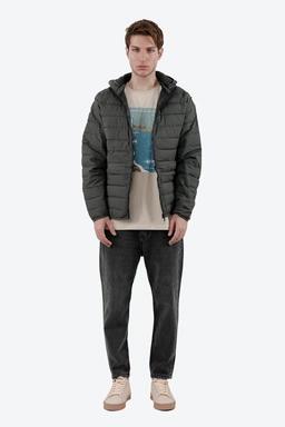 کاپشن با جنس شمعی مردانه ، خرید کاپشن ضد آب و بادگیر رنگ سبز تیره