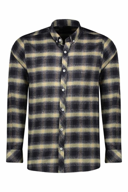 خرید پیراهن آستین بلند پشمی مردانه طرح چهارخانه با ارسال رایگان از فروشگاه آنلاین پاتن جامه. 