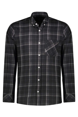 پیراهن رگولار مردانه از برند پاتن جامه ، پیراهن طرح چهارخانه یقه برگردان دکمه دار. 