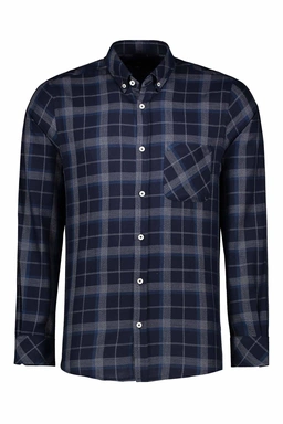 پیراهن رگولار مردانه از برند پاتن جامه ، پیراهن طرح چهارخانه یقه برگردان دکمه دار. 