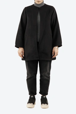 خرید پالتو زنانه از برند پاتن جامه ، پالتو مدل فوتر رنگ مشکی با ارسال رایگان. 