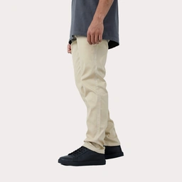 خرید شلوار کتان مردانه پاتن جامه. بهترین قیمت شلوار کتان کاغذی مردانه. شلوار مردانه فروشگاه پاتن جام