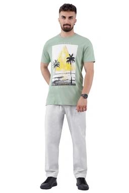 تیشرت آستین کوتاه رنگ آبی روشن چاپدار طرح هاوایی پاتن جامه. خرید از فروشگاه آنلاین پاتن جامه. 