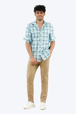 خرید پیراهن آستین بلند مردانه طرح چهار خانه پنبه ای استایل رگولار از برند پاتن جامه ارسال رایگان. 