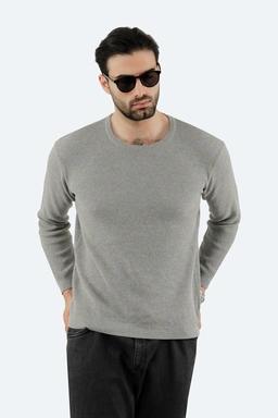 بافت مردانه رنگ طوسی روشن ، بافت یقه گرد استایل نیمه جذب. 