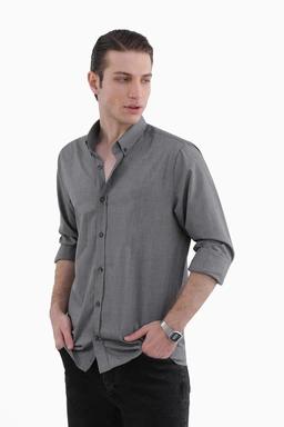 پیراهن آستین بلند مردانه رگولار ،رنگ طوسی تیره مناسب استفاده روزمره و مهمانی اداری.