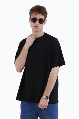 خرید تیشرت آستین کوتاه مردانه ساده ، رنگ مشکی ، تیشرت بدون درز خرید و ارسال رایگان. 