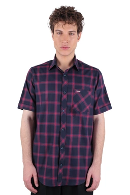 پیراهن آستین کوتاه کلاسیک مردانه طرح چهارخانه قرمز و بادمجانی
