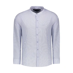 پیراهن آستین بلند مردانه رگولار تولید شرکت پاتن جامه می باشد. بدون جیب و پارچه طرح دار. جنس پارچه تت