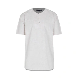 پیراهن آستین کوتاه مردانه تولید شرکت پاتن جامه می باشد. جنس پیراهن صد در صد پنبه. یقه فرنچ سه دکمه. 