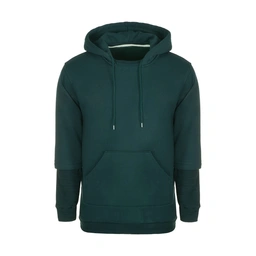 هودی مردانه سبز تیره جنس پارچه صد در صد پنبه دورس سه نخ می باشد. داخل هودی براش خورده و گرم می باشد.